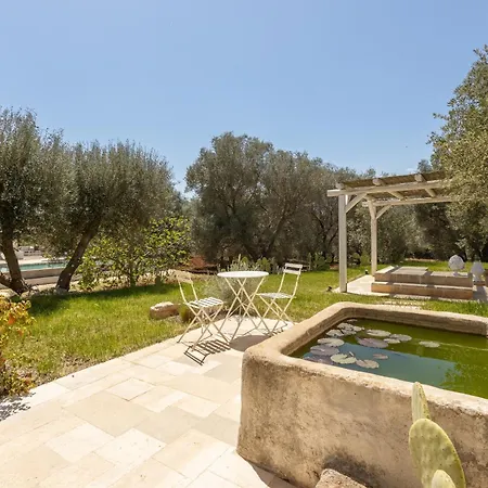 Lamia Del Bosco Con Piscina