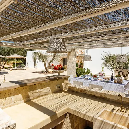 Lamia Del Bosco Con Piscina Villa Ostuni