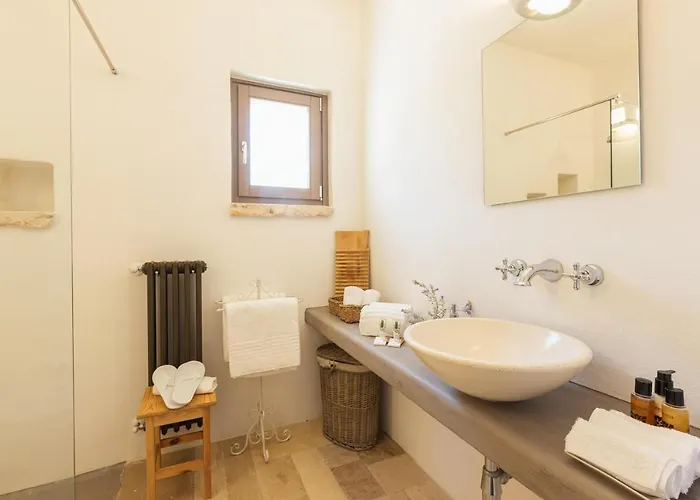 Lamia Del Bosco Con Piscina Villa *